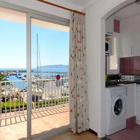 Beachfront In Estartit With Marina View Apartment *