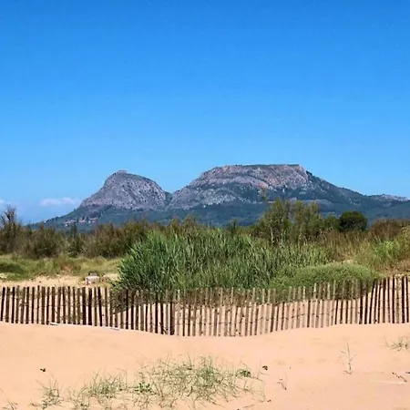 Beachfront In Estartit With Marina View *